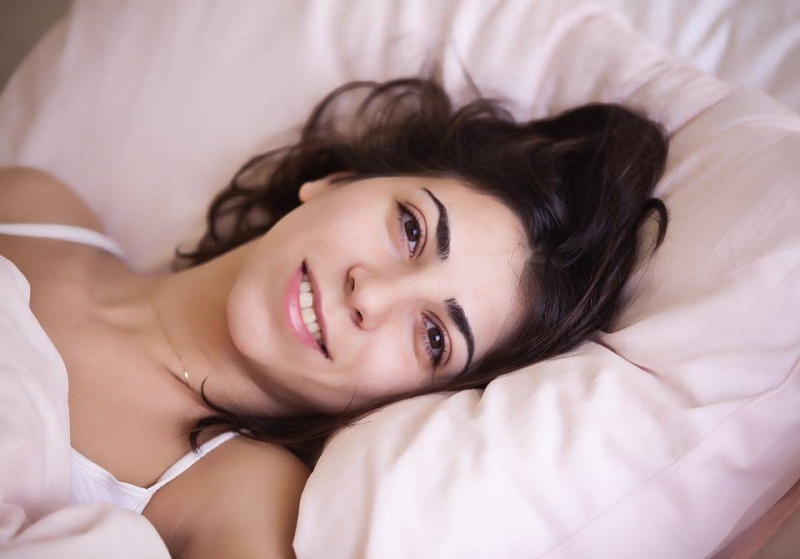 枕头能促进睡眠吗了解枕头对睡眠的影响有哪些